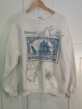 1990s Nova Scotia White 'Bluenose' Canada Stamp Graphic Souvenir Sweatshirt XL